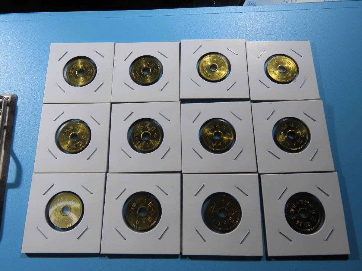 12枚、昭和53年5円黄銅貨ロールだし、未使用、ホルダー入り、送料230円拍卖