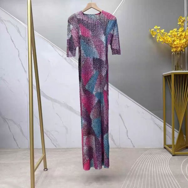 2510プリーツpleats ワンピース上着肌触り弾力ドレープ性いい 絞り染め紫色拍卖