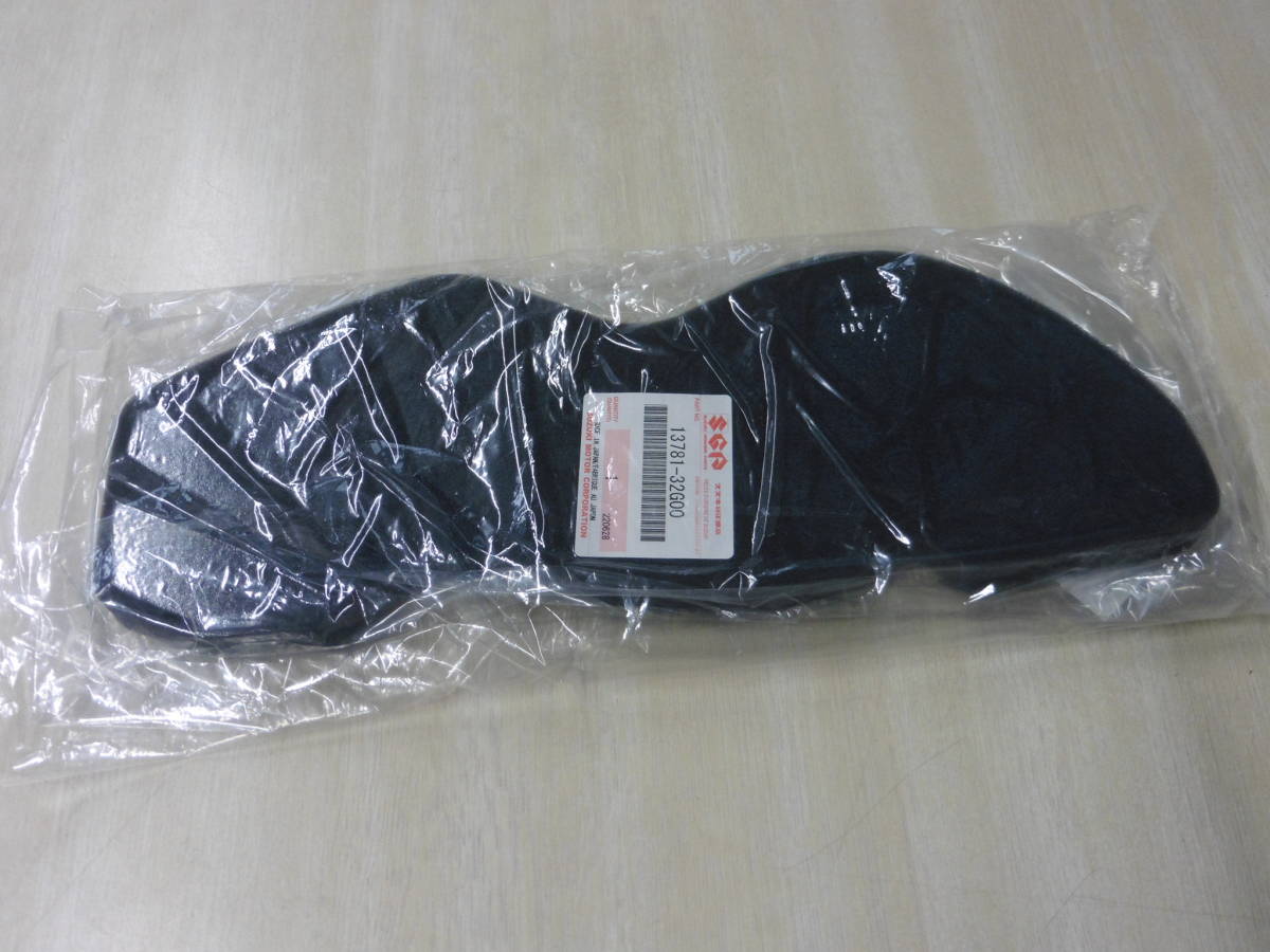 13781-32G00 レッツ4 / レッツ5 / パレット / バスケット / アドレスV50 CA41A/CA43A/CA45A/CA46A/CA47A 純正 エアークリーナー 新品拍卖