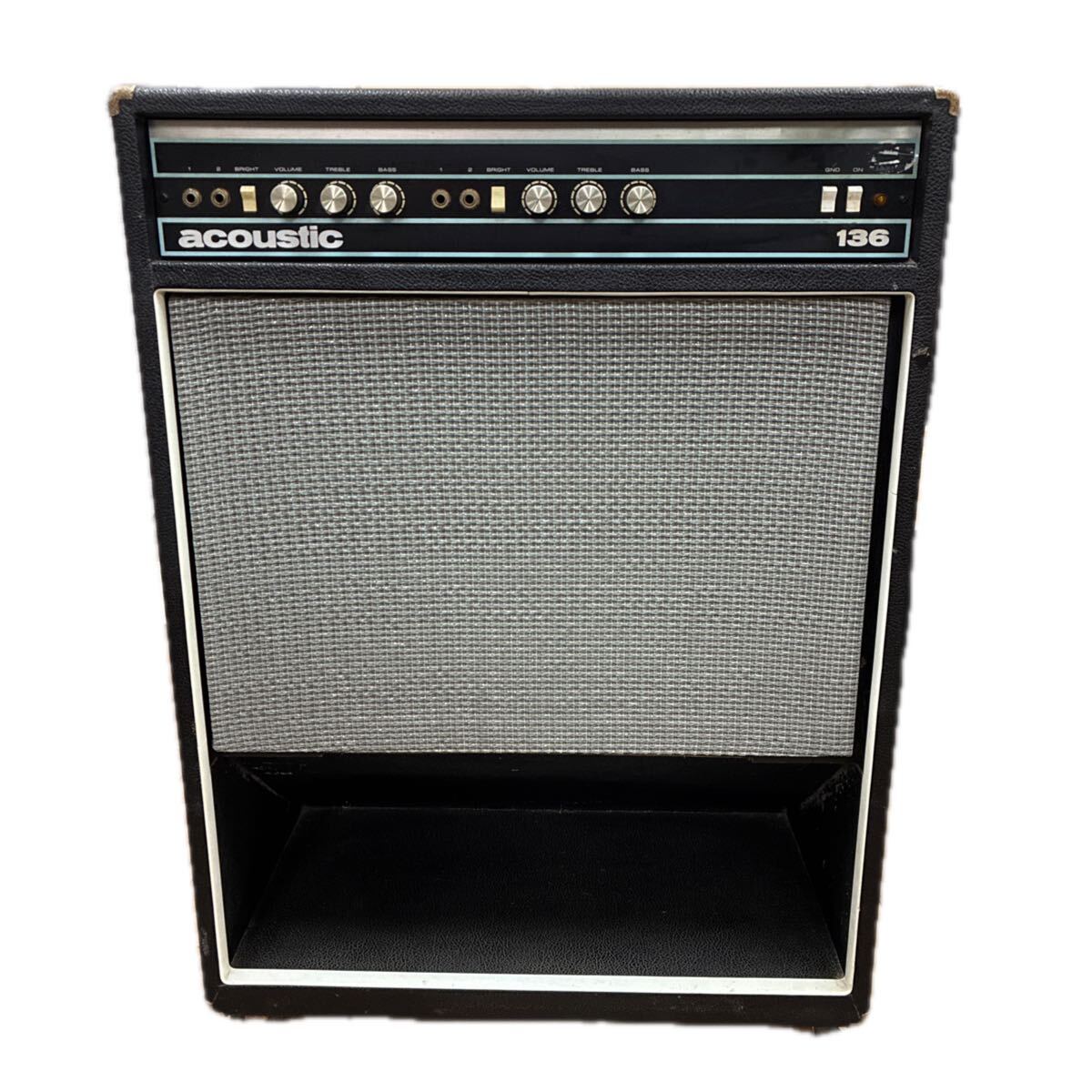 Acoustic Model 136 ベースアンプ拍卖