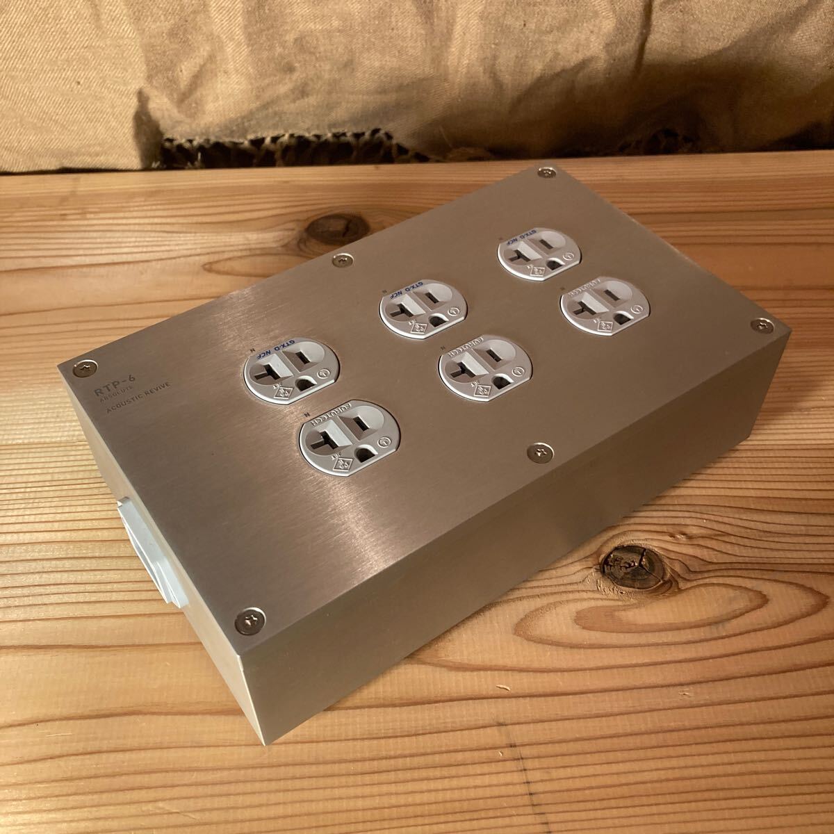 アコースティックリバイブ 電源タップ RTP-6 Acoustic Revive Absolute 拍卖