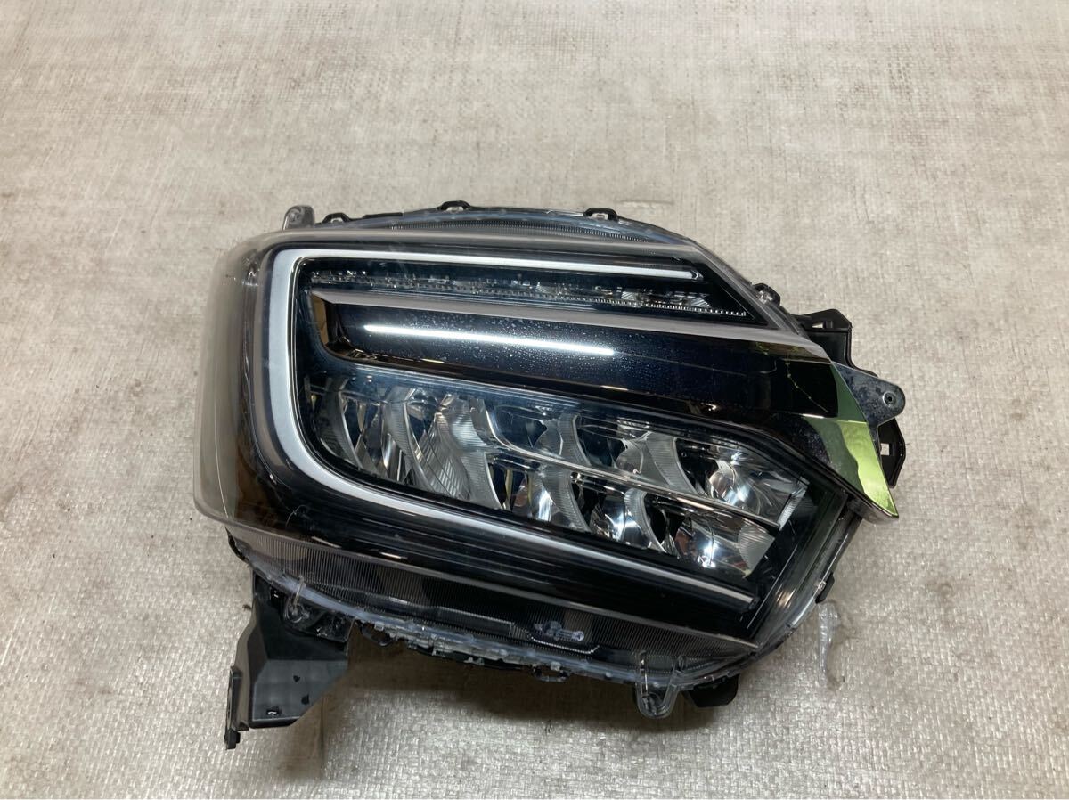 N BOX カスタム JF3 後期 LED 右ヘッドライト 純正 33100-TTA-J22/ STANLEY W3106 刻印:J2拍卖