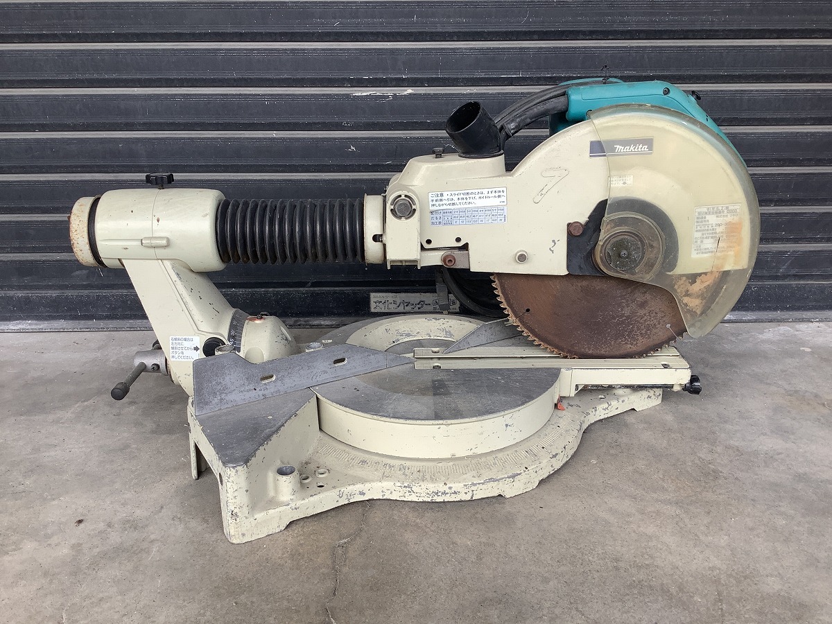 【引き取り限定】ジャンク品 makita マキタ 100V 305mm 12型 スライドマルノコ LS1211【 埼玉県行田市 発送不可】拍卖