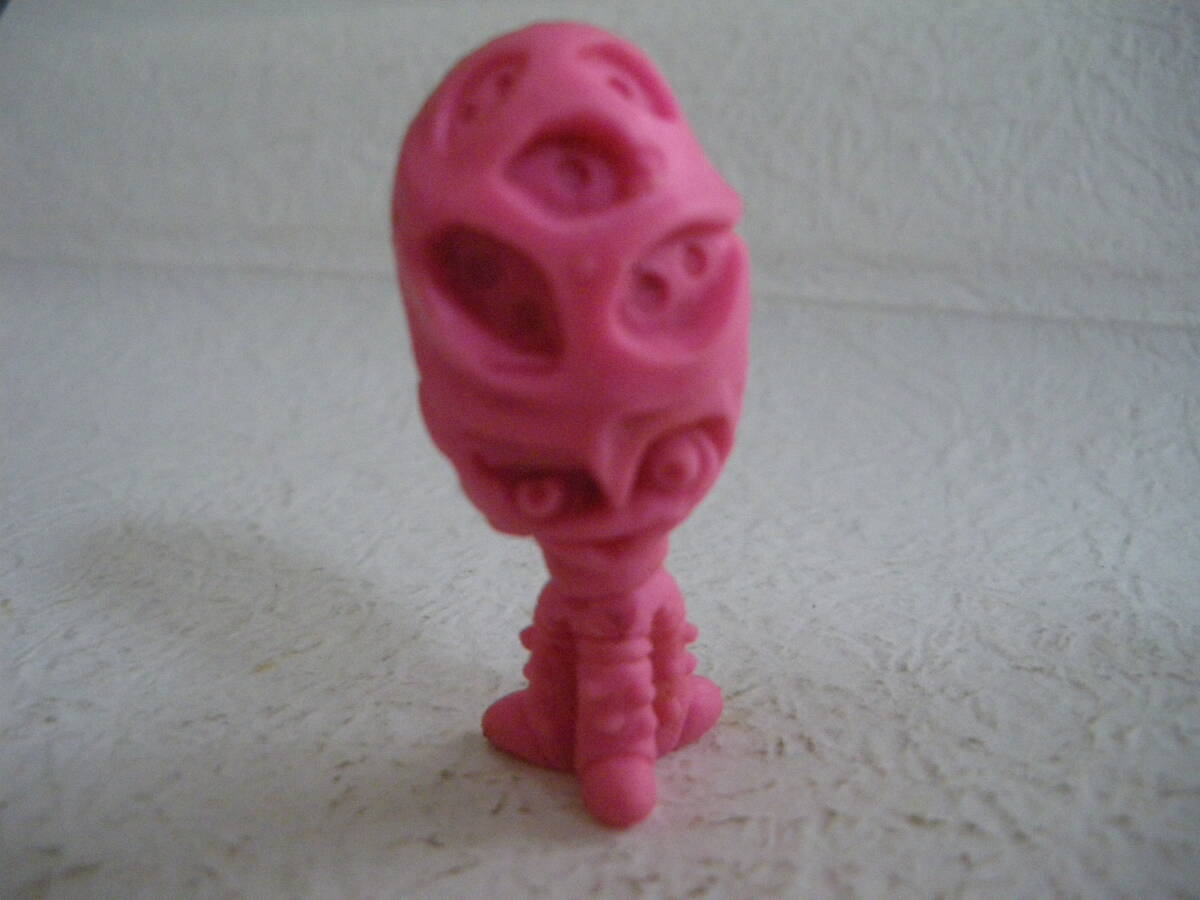 ポピー チブル星人 桃 ミドル 怪獣消しゴム HG 正規品 初期生産 名鑑 ウルトラ セブン ウルトラ怪獣 同梱可拍卖