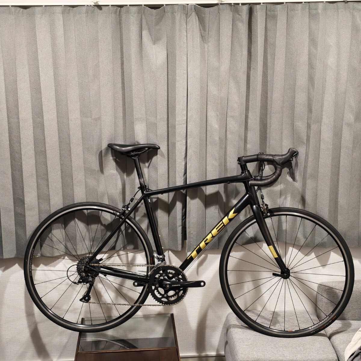 TREK DOMANE AL2 ロードバイク 56サイズ完成車拍卖