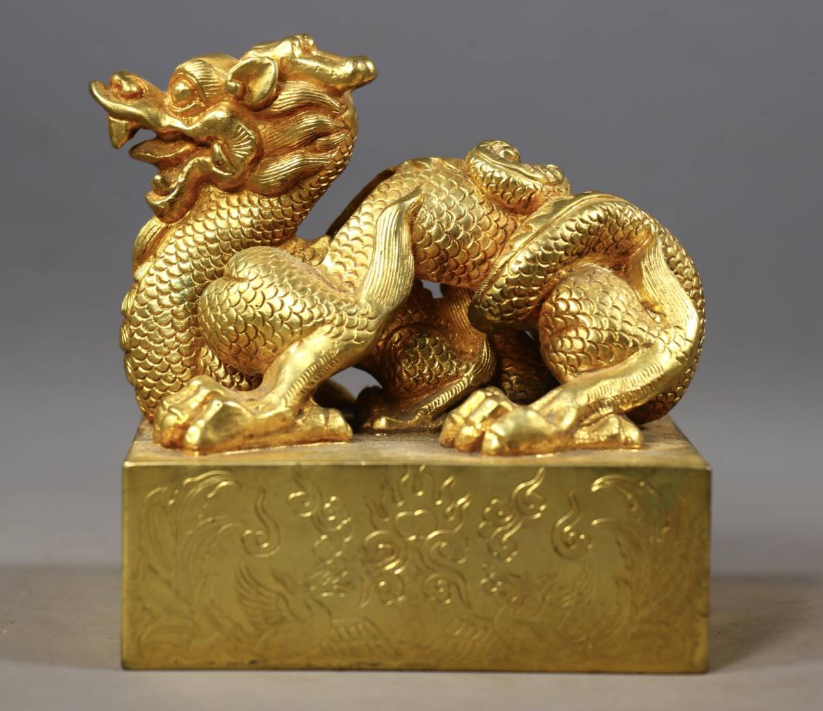 ◆珍蔵◆中国古美術 明時代 古銅製 銅塗金 蟠龍印章 細密細工造 置物 古賞物 骨董品 時代物 A1拍卖