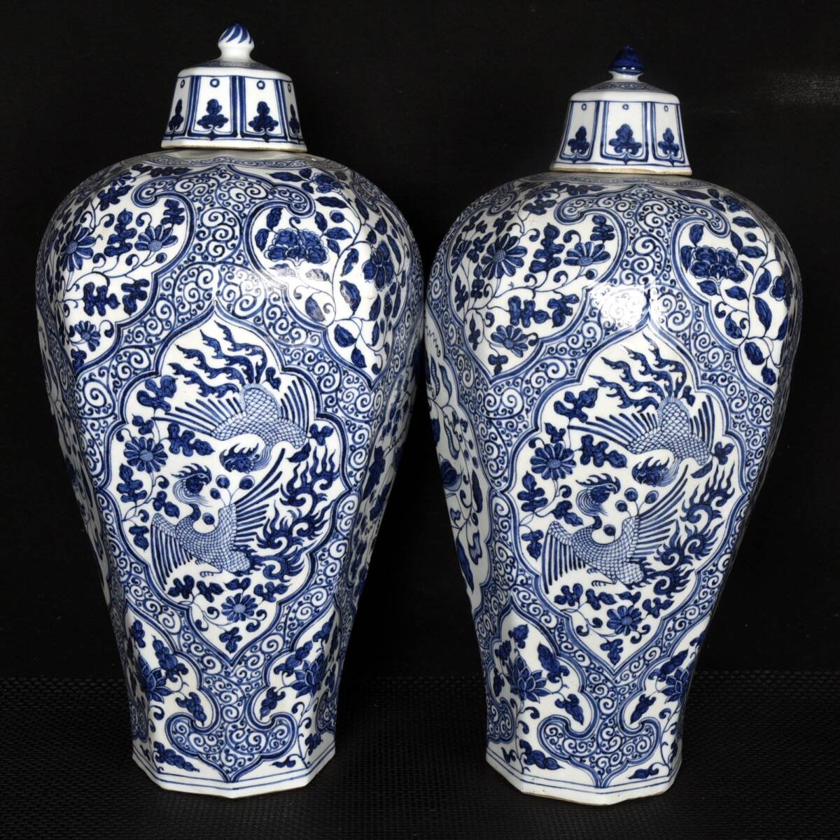 ◆珍蔵◆中国古美術 元時代 元青花 古陶磁 草虫鳳紋八方梅瓶―對 細密細工造 擺件 骨董品 古賞物 時代物 T16拍卖