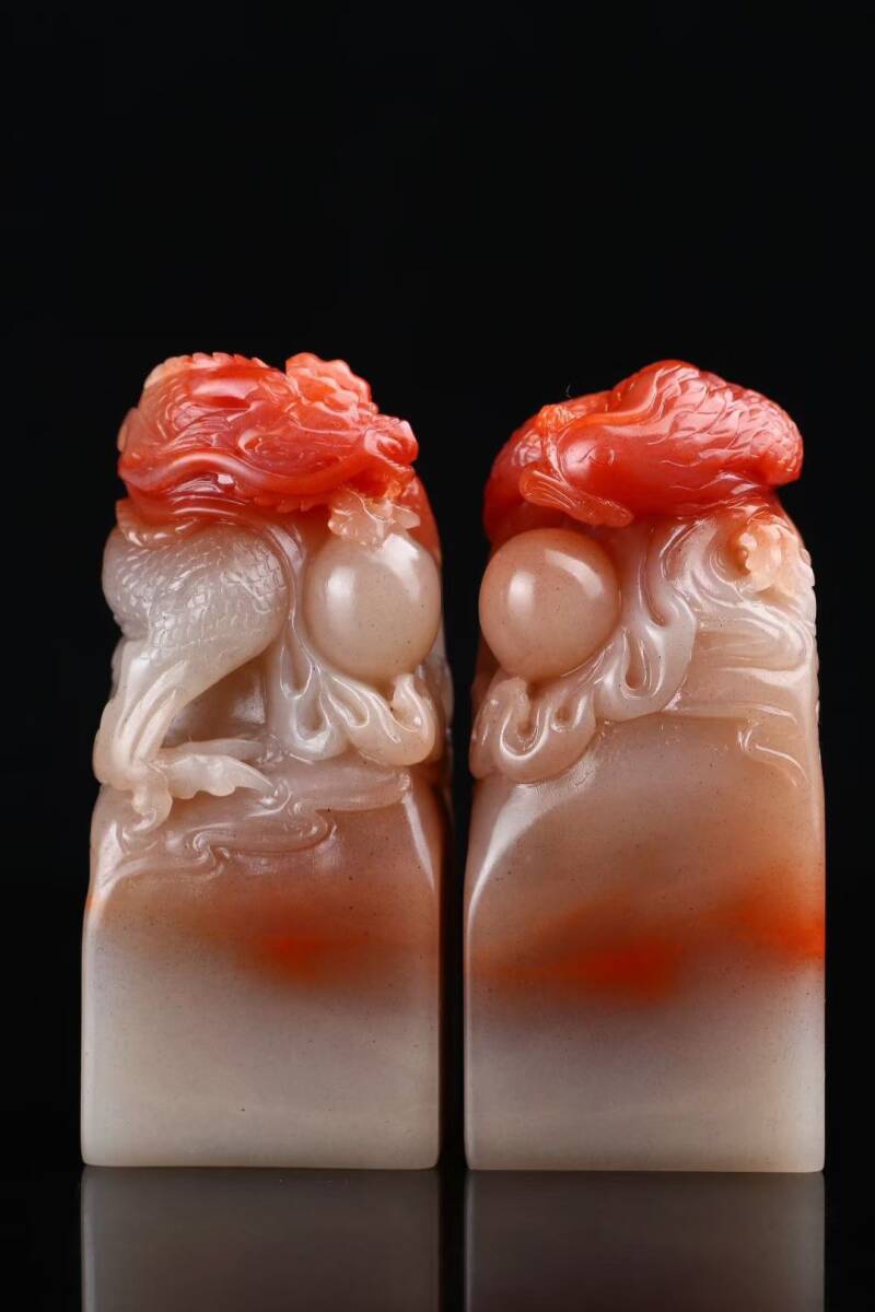 ◆珍蔵◆中国古美術 古寿山石芙蓉石彫り 龍鳳對章 精品 2点 箱付 細密細工造 置物 擺件 古賞物 骨董品 時代物 A68拍卖