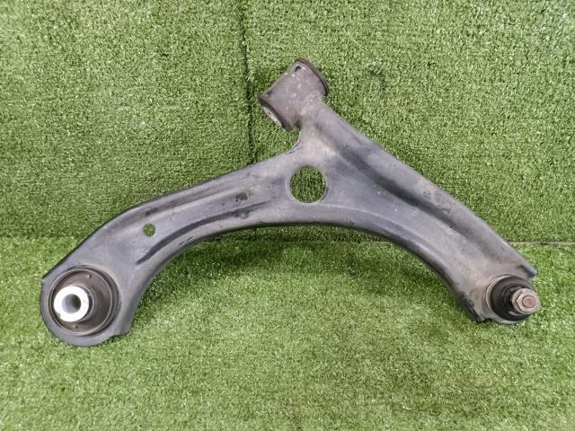 フレアワゴン 5AA-MM53S 右フロントロアアーム 1A02-34-310拍卖