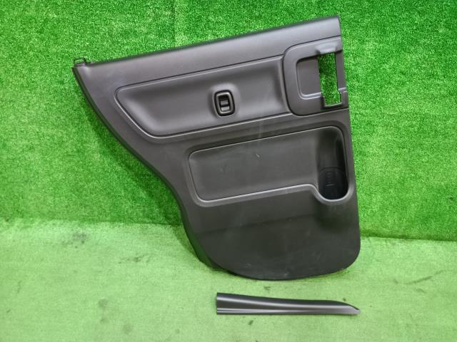 フレアワゴン 5AA-MM53S 左リアドアトリム 83741-79R0 1A90-68-550-00拍卖