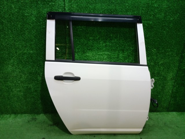 サクシード プロボックス DBE-NCP160V 右リアドア ニホンイタ M3108 67003-52560拍卖