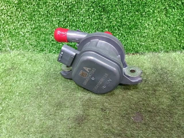 プリウス 6AA-ZVW51 ウォーターポンプ 161A0-39035 インバーター用 純正拍卖