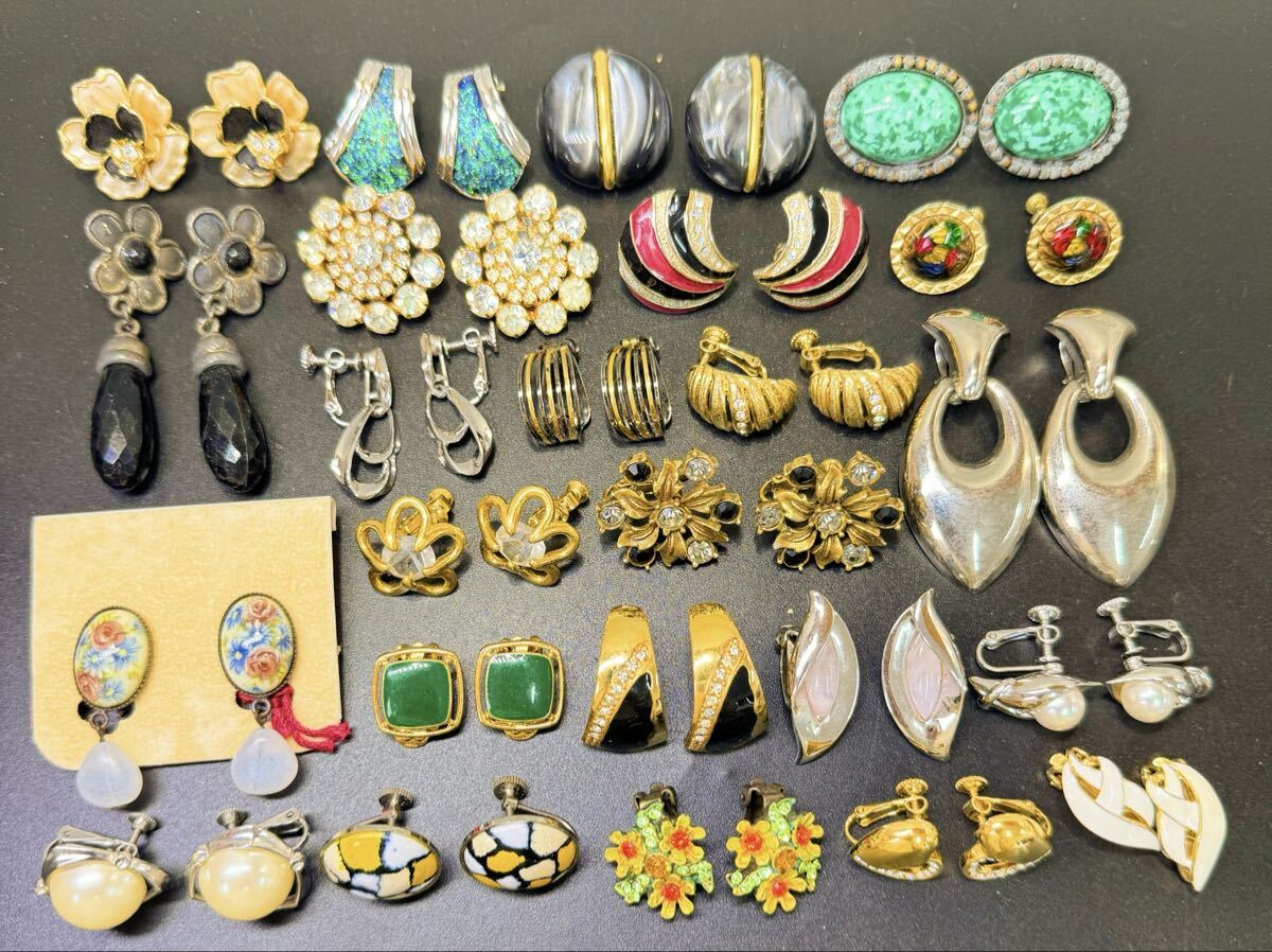 大振りイヤリング ピアス 大量セット まとめ売り ゴールドカラー シルバーカラーヴィンテージ 豪華 アクセサリー 拍卖