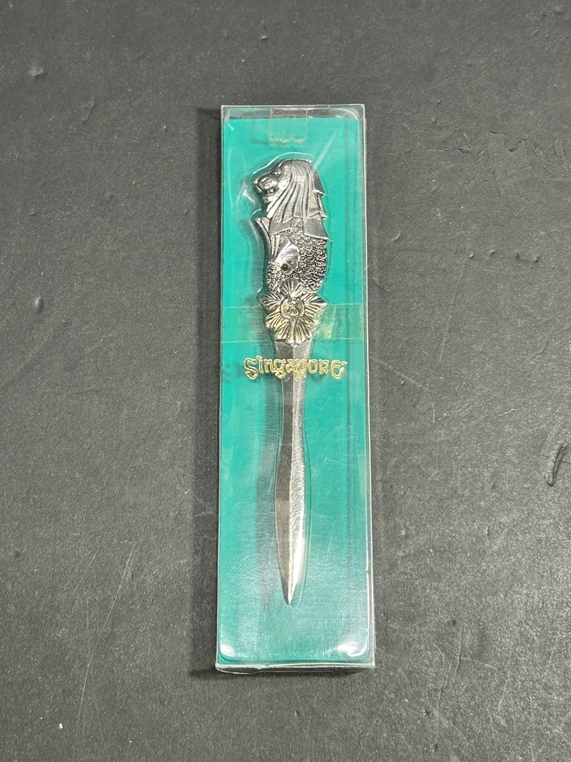● コレクター必見 未使用 シンガポール ペーパーナイフ マーライオン コレクション お土産 飾り Zr345拍卖