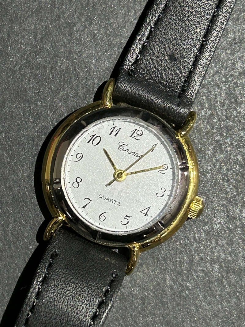 ● コレクター必見 香港製 腕時計 レディース 女性 クオーツ ファッション 小物 コレクション Zr354拍卖