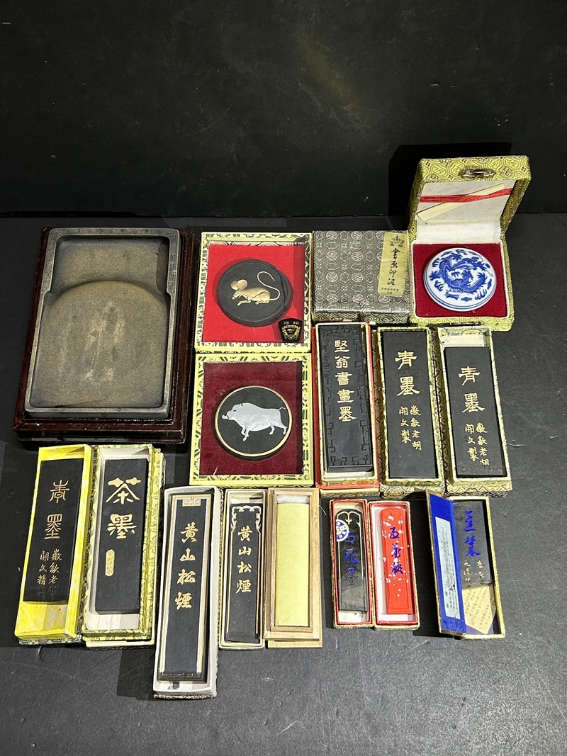 ● コレクター必見 まとめ売り 書道具 硯 墨 中国 書 道具 墨道具 コレクション Zr495拍卖