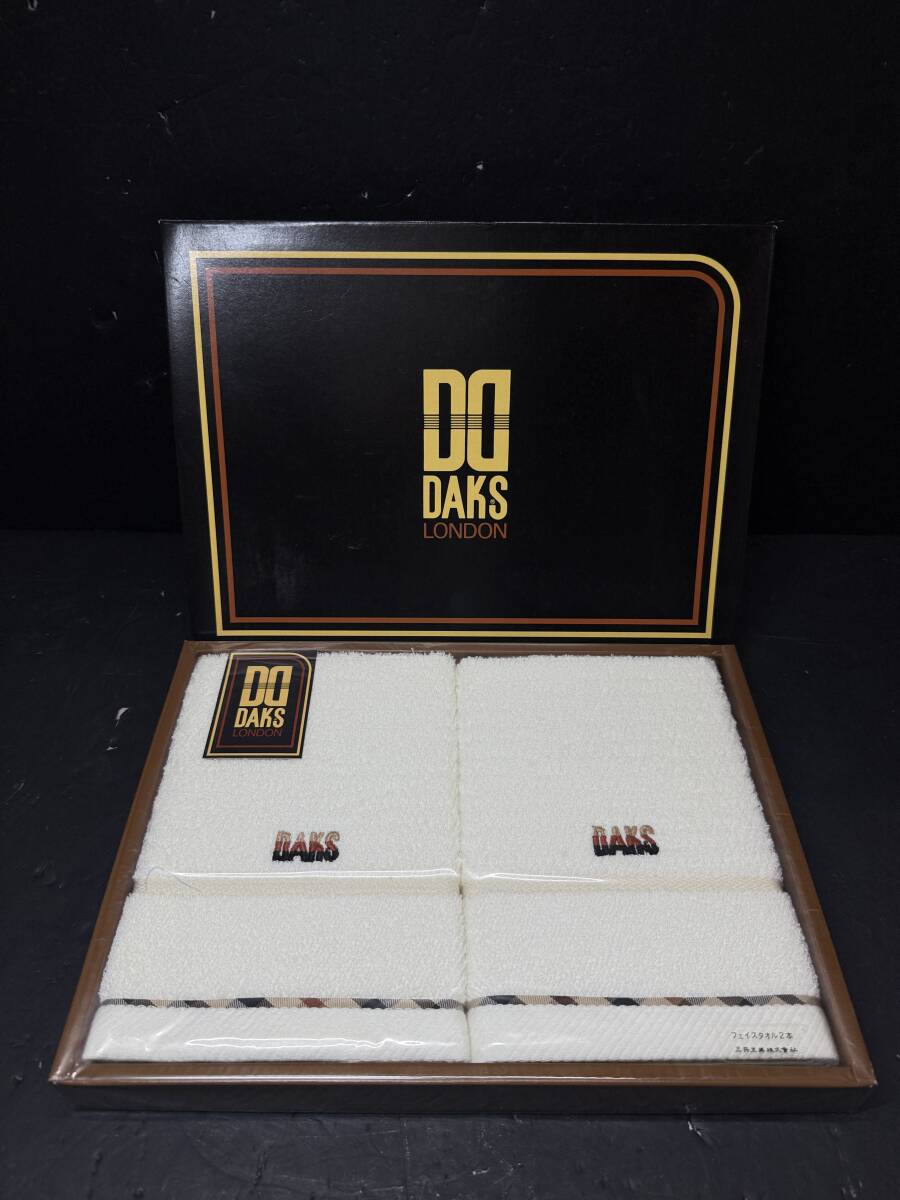 ★格安出品 未使用品 DAKS ダックス フェイスタオル 2枚 家庭用品 手拭き 箱付 GT643拍卖