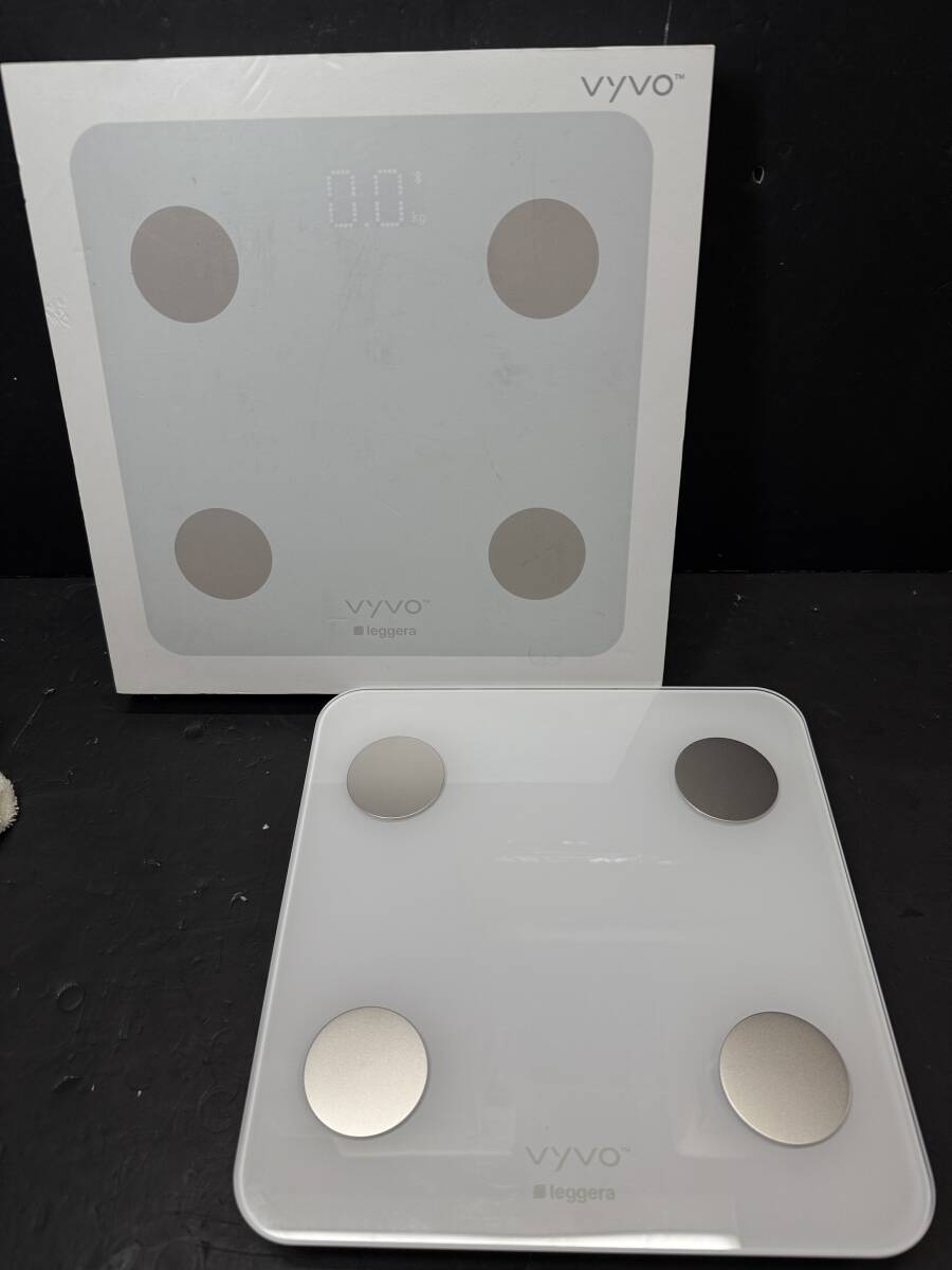 ★格安出品 美品 通電可 VYVO leggera ヴィーヴォ レッジェーラ 体組成計 体重計 体脂肪率 BMIなど 測定器 健康管理 体重管理 GT738拍卖