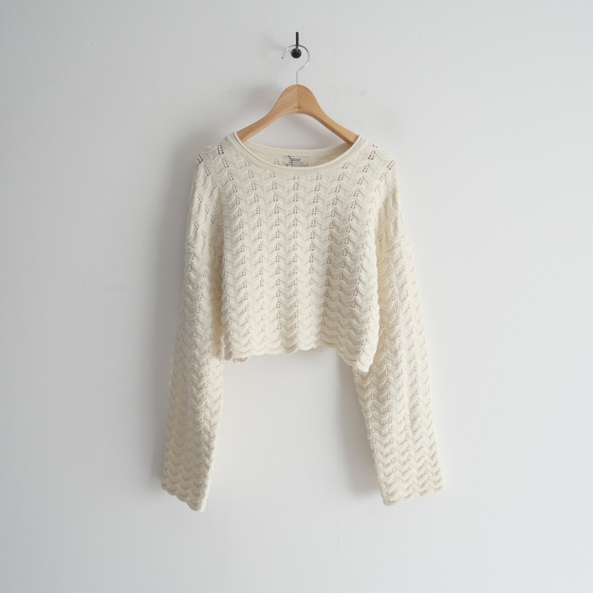 2022 / L'ESSAGE JOURNAL STANDARD ジャーナルスタンダード / スカラップガラショートプルオーバー ニット / 2310-0672拍卖