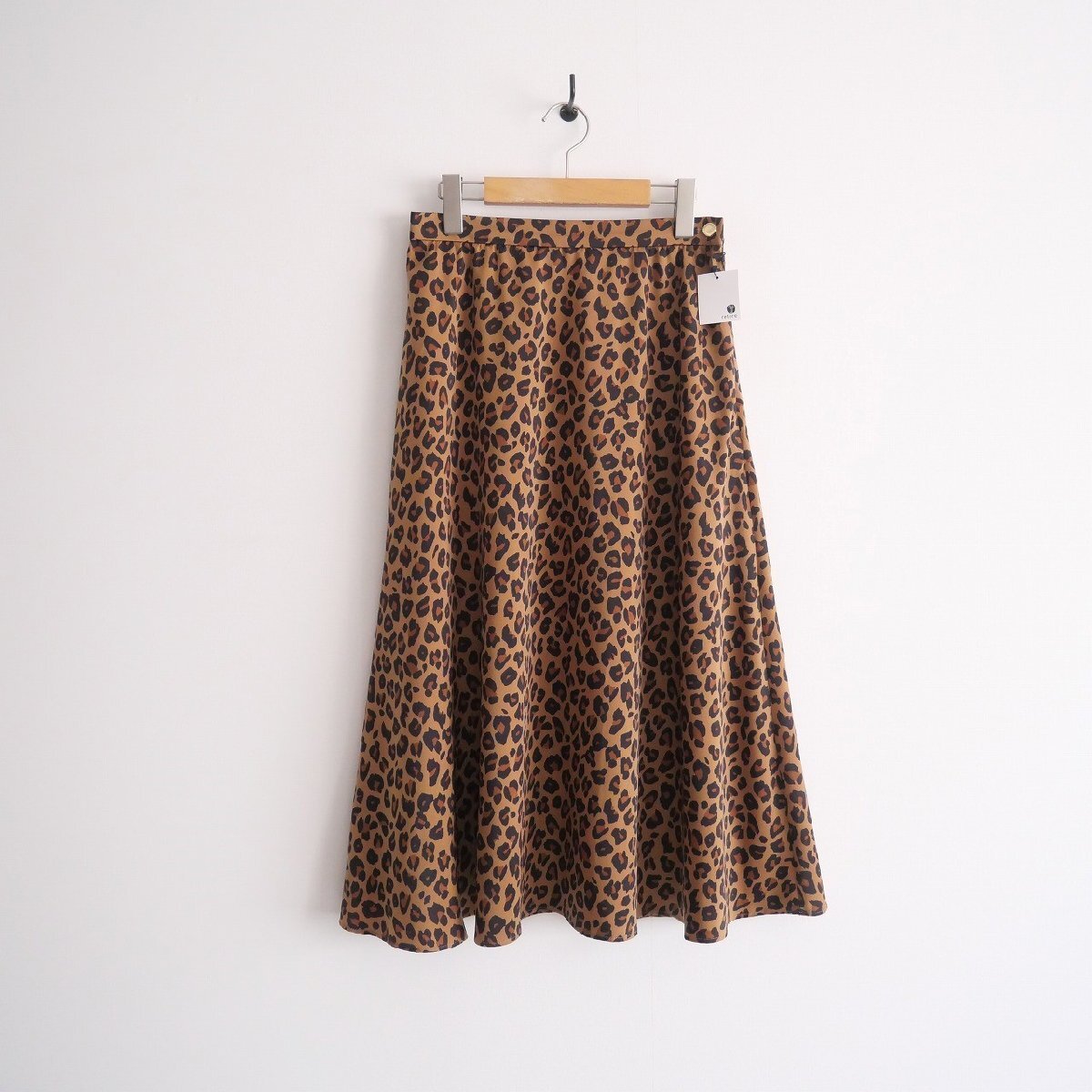 2022AW / MACKINTOSH PHILOSOPHY マッキントッシュフィロソフィー 38 / レオパードフレアスカート / 2302-0231拍卖
