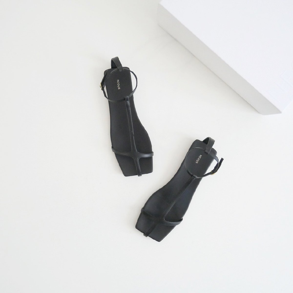 2021 / NEOUS ネオアス / JACQUI サンダル 37 / 21093510003730 / DEUXIEME CLASSE購入品 ドゥーズィエムクラス / 2307-0642拍卖