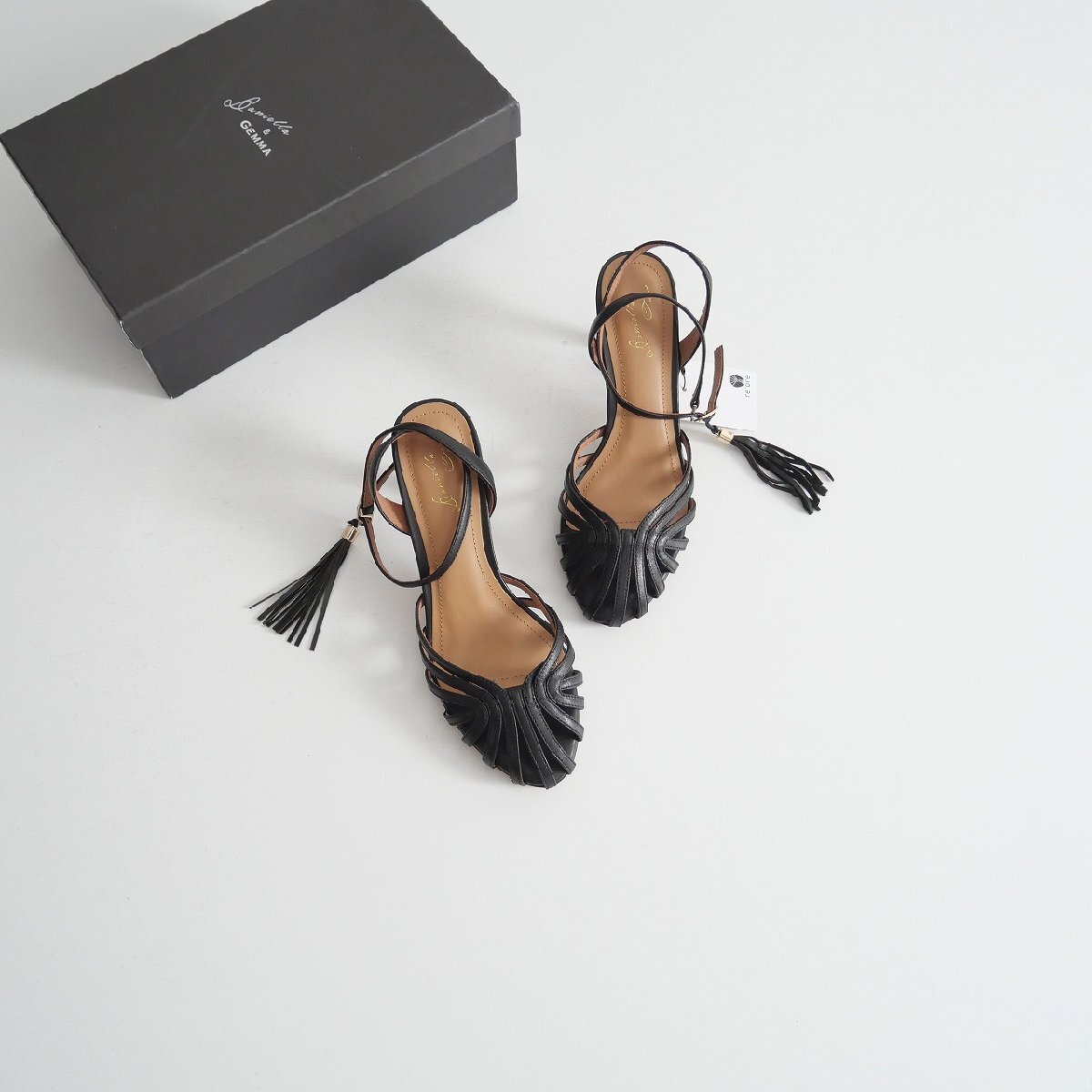 2022 / Daniella&GEMMA ダニエラアンドジェマ / タッセル付きアンクルストラップサンダル 36 / DA22988 / 2307-0338拍卖