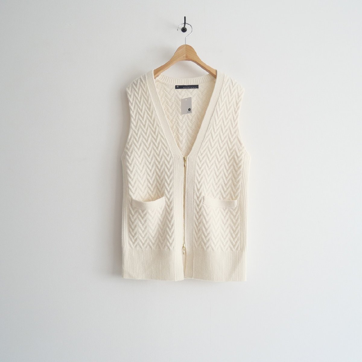 2023AW / martinique マルティニーク / ケーブルジレ / A0333KSW307 / 2310-1354拍卖