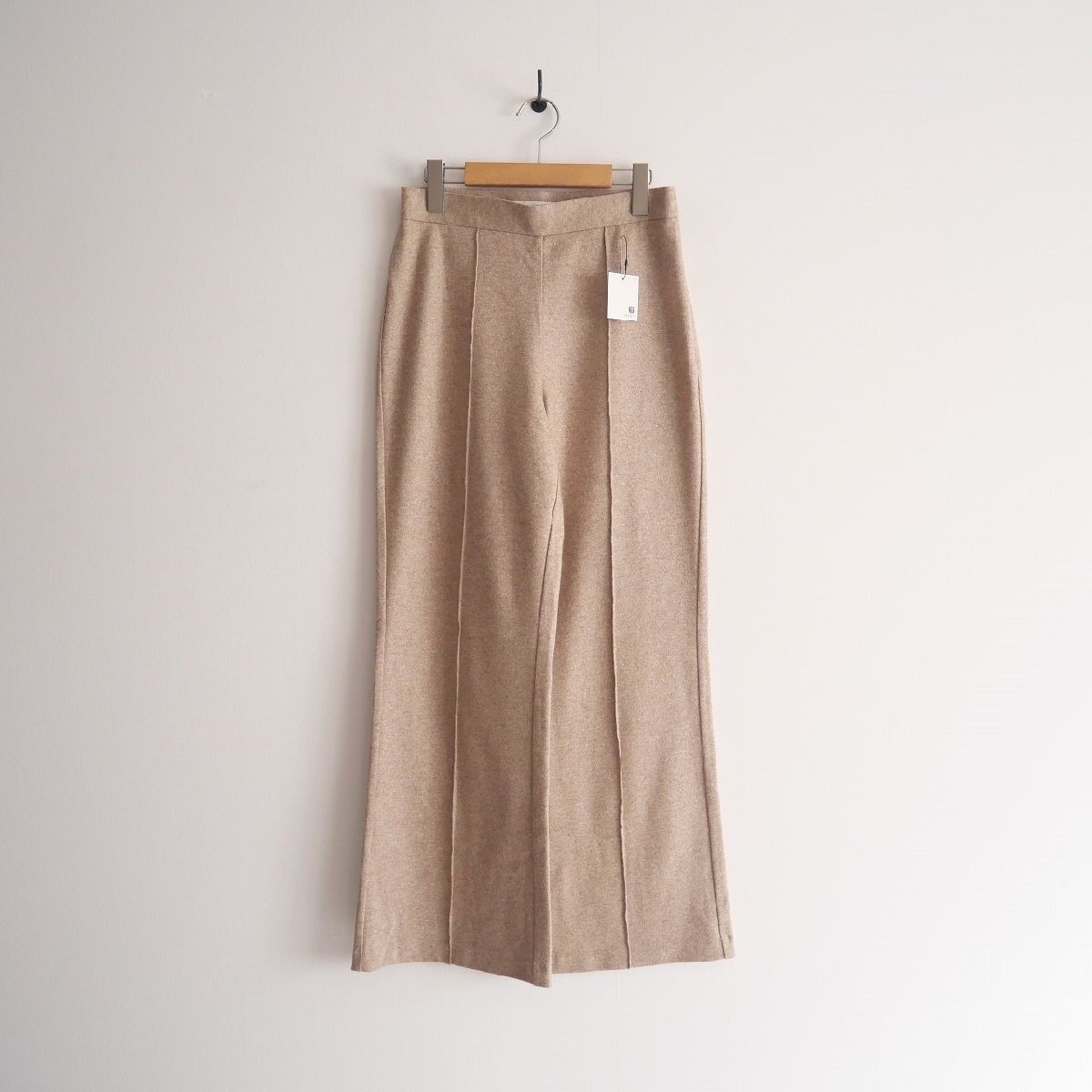 2021AW / GALERIE VIE ギャルリーヴィー / メリノウールシルクジャージーセミフレアパンツ 34 / 23041404138 / 2312-0890拍卖