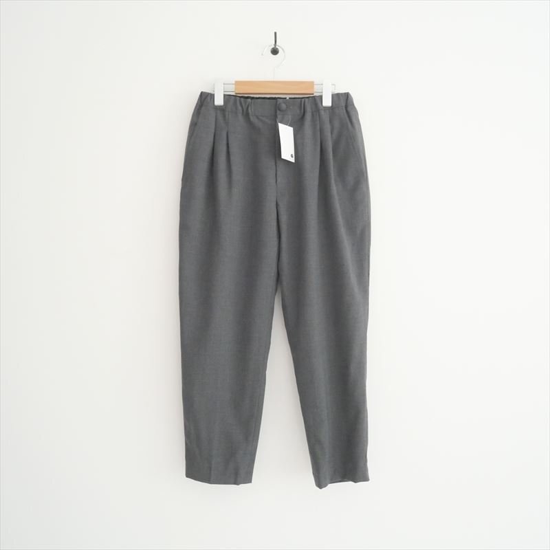 〇2025 / Porter des boutons ポルテ デ ブトン / テーパードパンツ 36 / P-25064 / 2505-0490拍卖