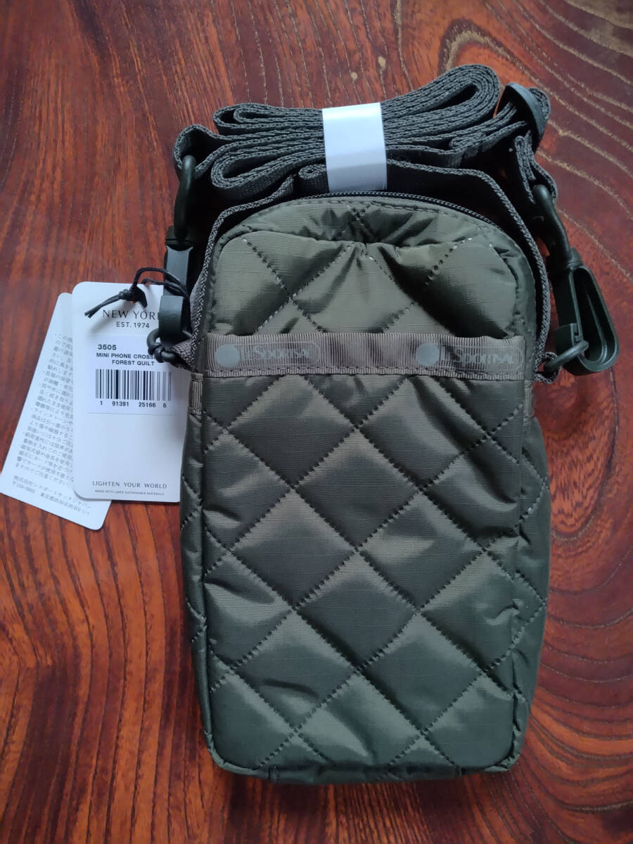 レスポートサック「ミニフォン クロスボディ」(スマホバッグ) カーキ 型押し柄 ( G819 フォレストキルト )拍卖