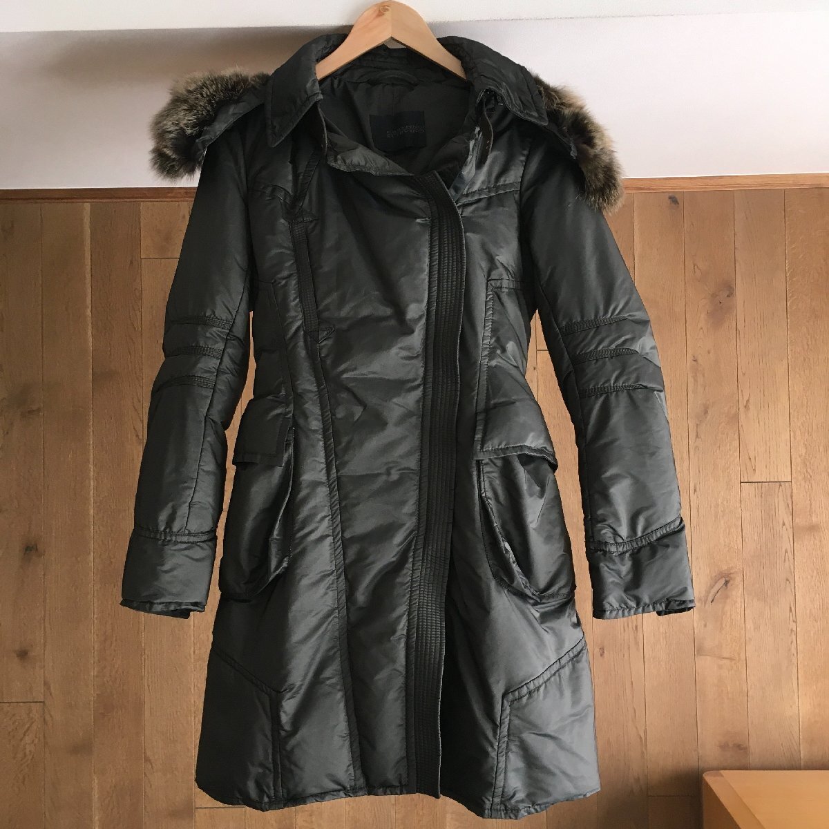 即決 美品 ERMANNO SCERVINO エルマノシェルビーノ エルマンノ シェルヴィーノ フォックスファー ダウン コート40 TM拍卖