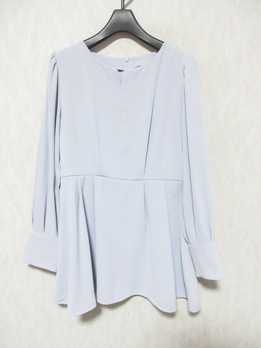 NATURAL BEAUTY BASIC ナチュラルビューティベーシック 23SS ペプラムチュニックブラウス 017-3110304 レディース M yg7510拍卖