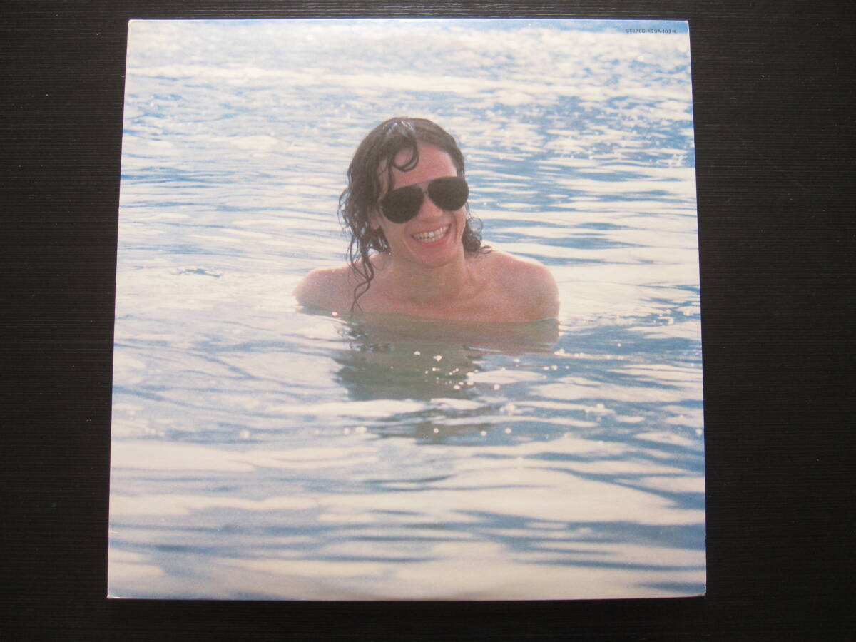 <中古LPレコード>長谷川きよし「風織るまちを過ぎて」2枚組 秋田~宮古島まで10箇所のライヴ・アルバム 1980年 ライナーノーツ付き 拍卖