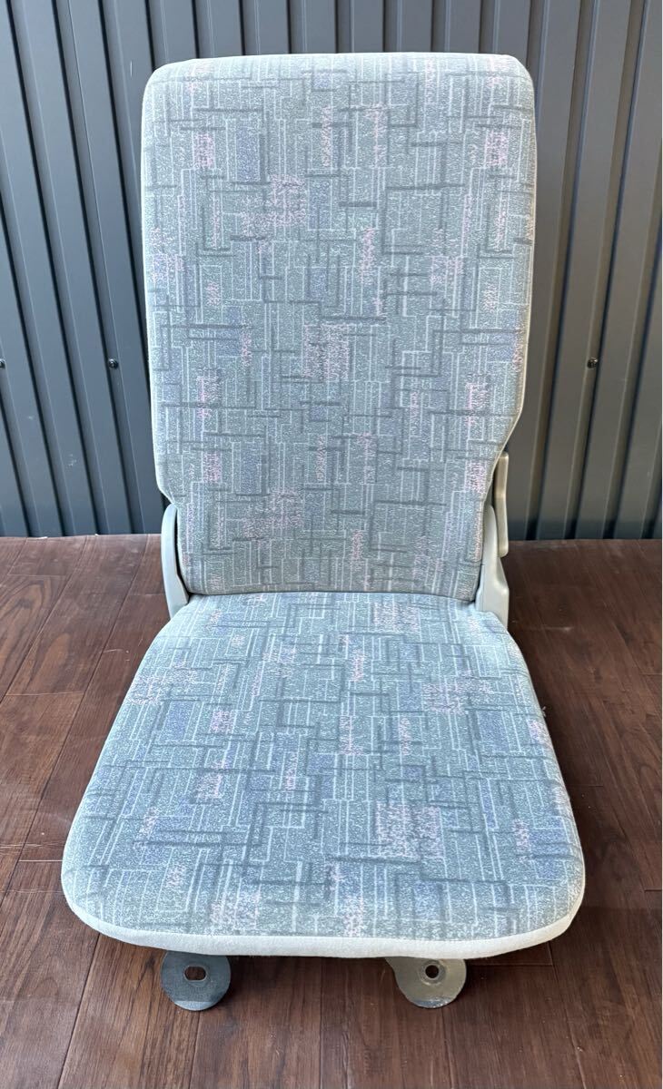 200系 ハイエース コミューター センターシート リクライニング加工済み スーパーGL ワイド ワゴン グランドキャビンなど SE25103004拍卖