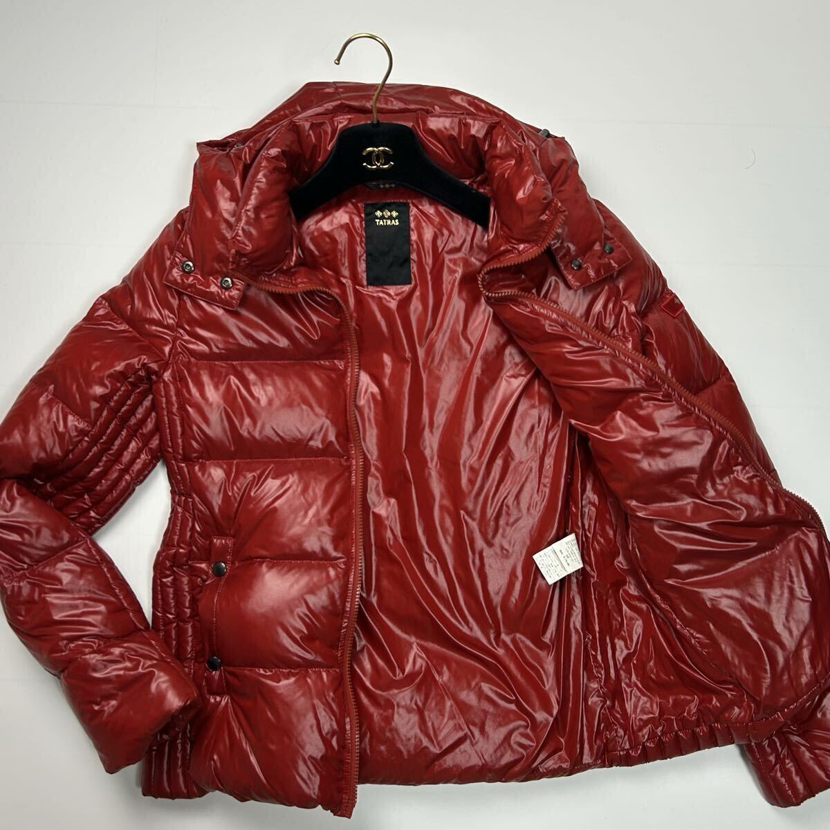 美品★ XLサイズ TATRAS タトラス ダウンジャケット クルサ CURSA 2way フード 希少カラー レッド アウター 上着 ダウン 肉厚 極暖拍卖