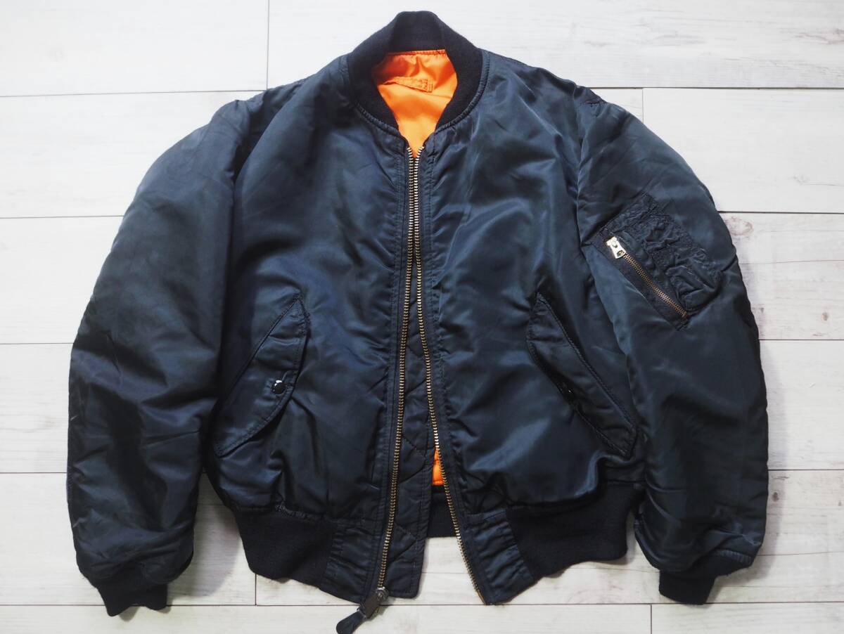 80s米国製 ALPHA INDUSTRIES,INC. MA-1 フライトジャケット USA-M リバーシブル BLACK拍卖