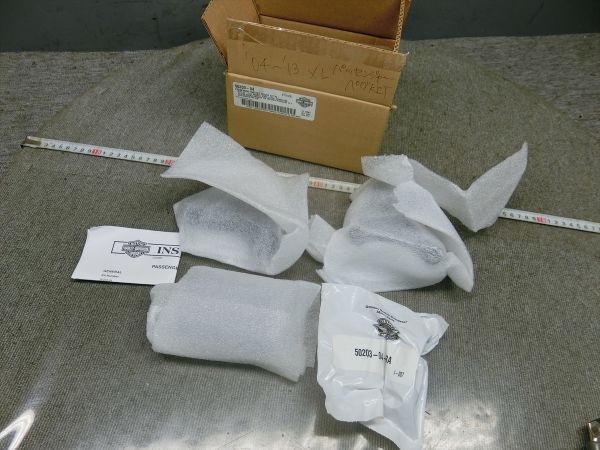 ハーレーダビッドソン スポーツスター XL883 2004-2013 新品 未使用 純正 パッセンジャー フットペグ マウントキット 50203-04拍卖