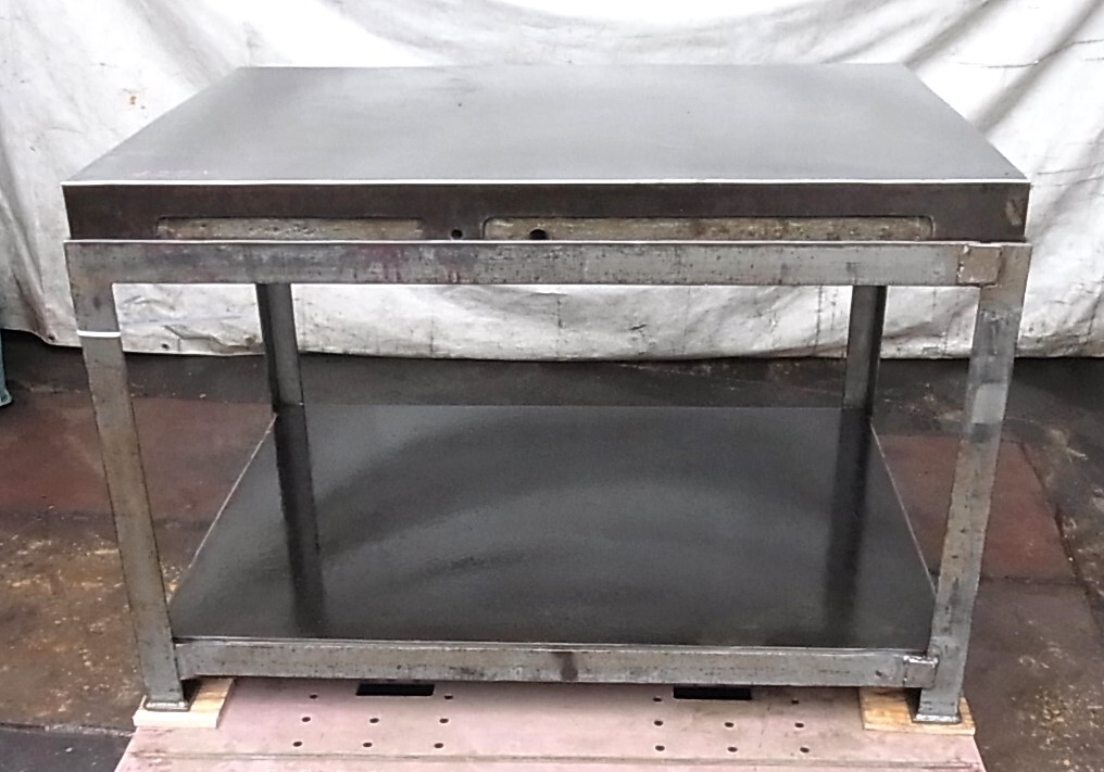 ま 鋳物製定盤 定盤 鉄定盤 75 X 106 X 10 cmプロ仕様・機械加工・設備機械・板金加工おすすめ品 溶接拍卖