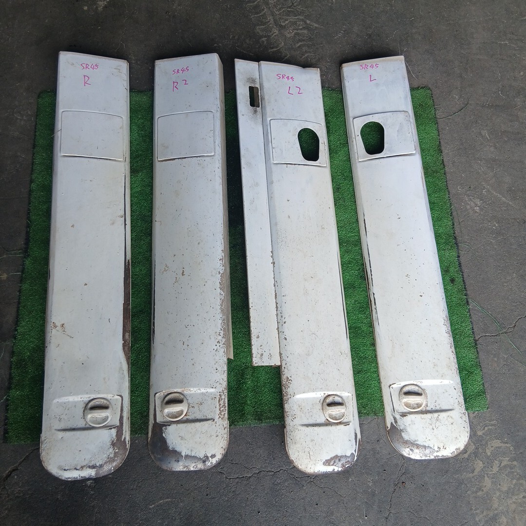 クボタ コンバイン SR-45 引き起こし カバー チェーン デバイダー 稲刈り 倉庫内保管拍卖