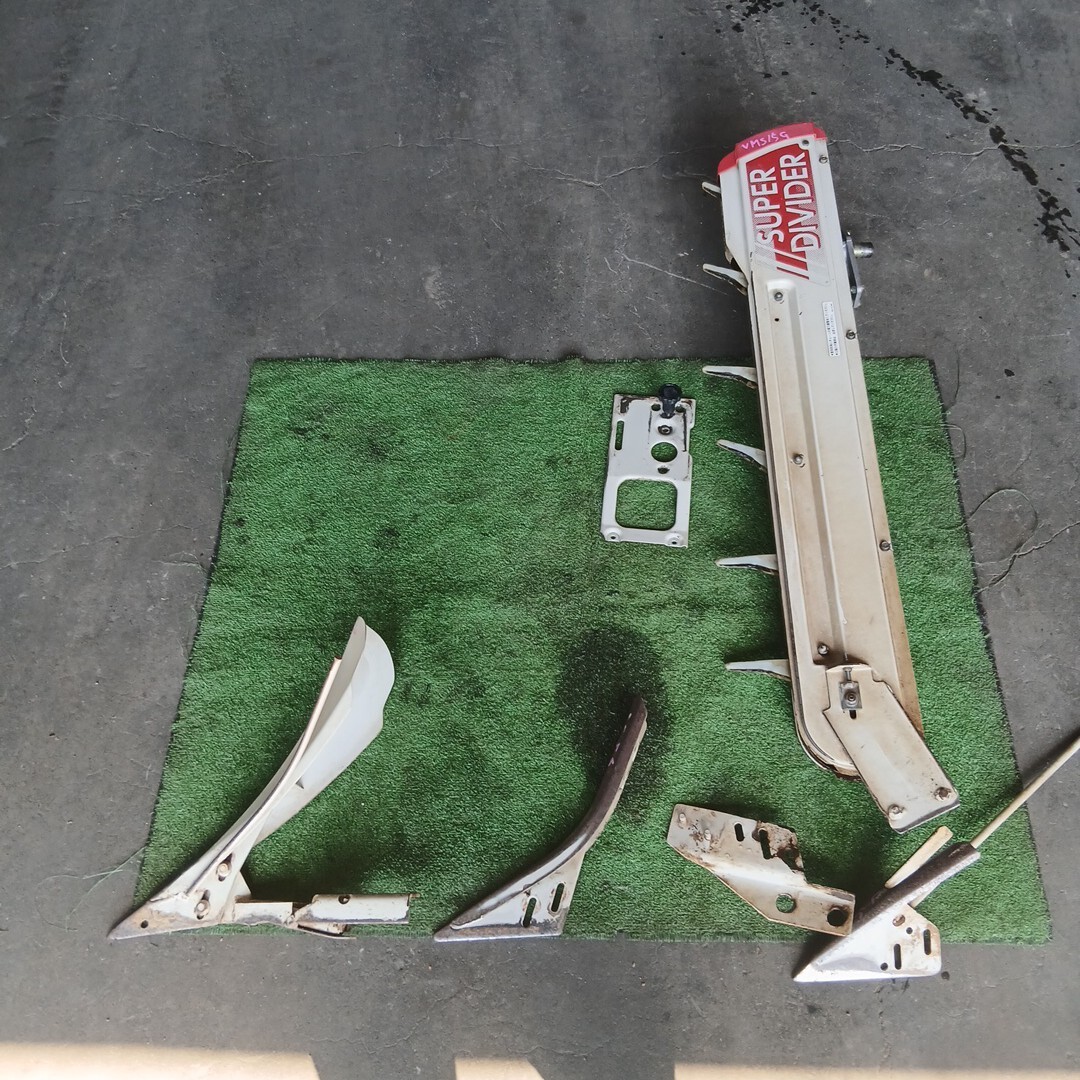 MITSUBISHI コンバイン VMS15G デバイダー 分草かん 動作OK 動画有 倉庫内保管 刈取り 稲刈り 稲起こし ミツビシ 三菱拍卖