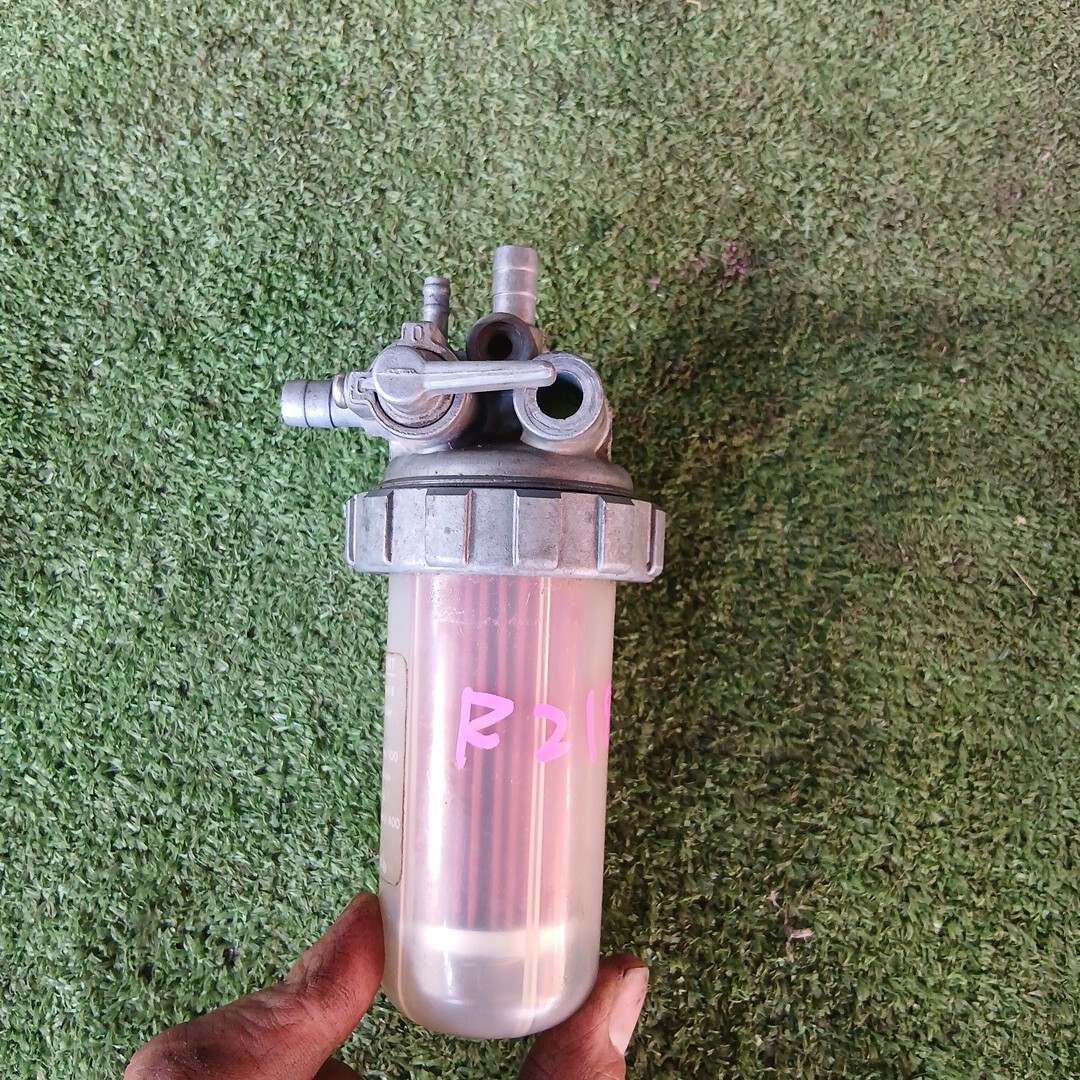 クボタ コンバイン R218S 燃料フィルター ディーゼル 軽油 燃料コック 燃料 フィルター コック 倉庫内保管拍卖