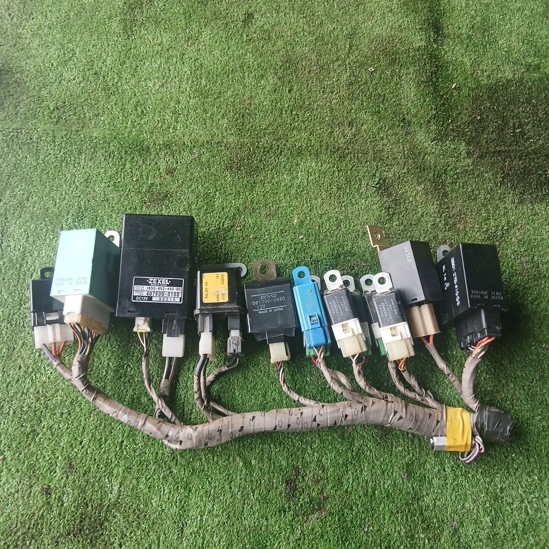 イセキ コンバイン HF570 リレー コントローラー ユニット マイコン 倉庫内保管 セット拍卖