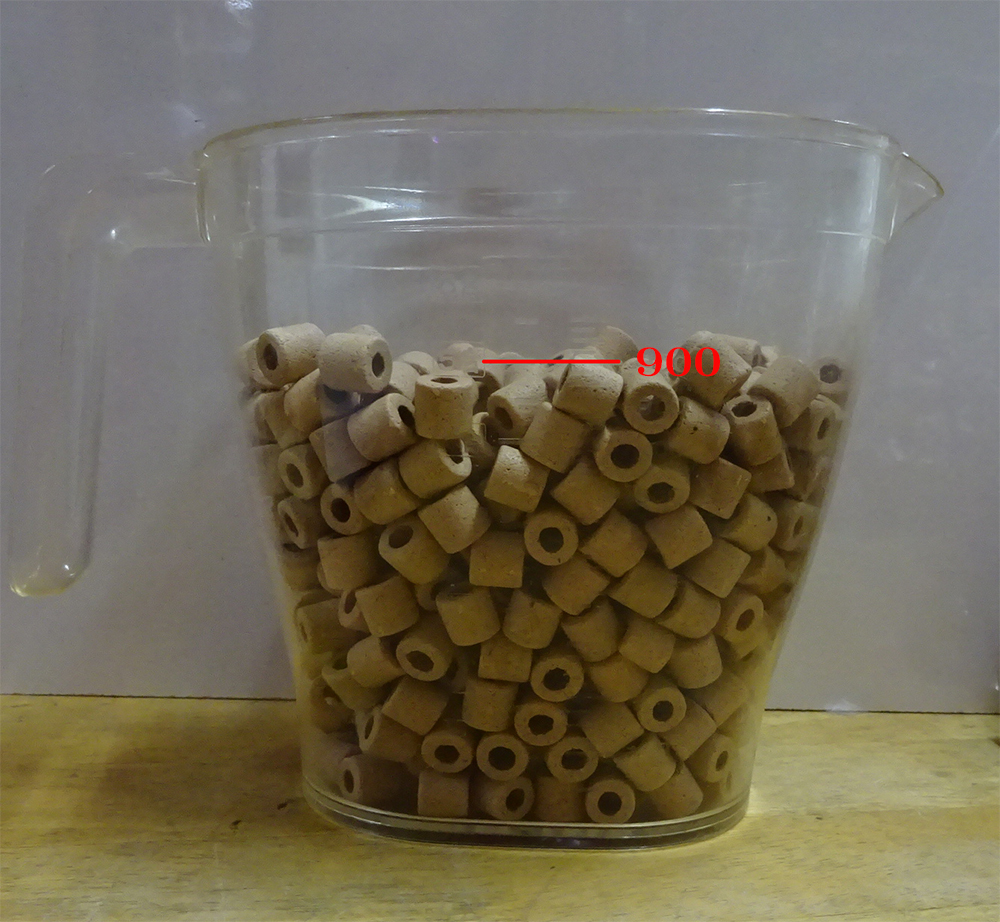 リング型多孔質ろ過材 約10mm(0.9リットル)拍卖