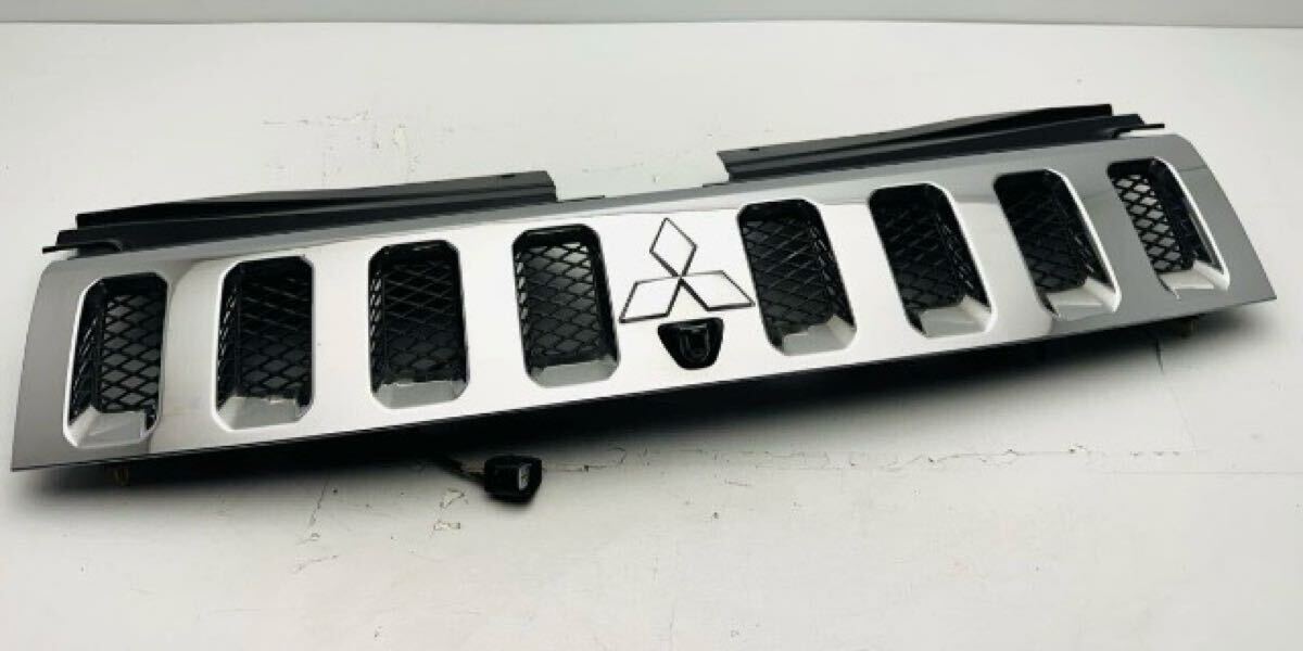 三菱 デリカ D:5 前期 CV1W CV5W 純正 フロントグリル 7456A366 メッキ CV2W CV4W カメラ付き (L261)拍卖