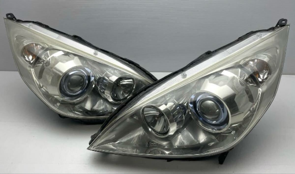 ホンダ ステップワゴン RG1/RG2/RG3 ヘッドライトKOITO 100-22594 HID点灯OK 左右セット 打刻J0 (N113)拍卖