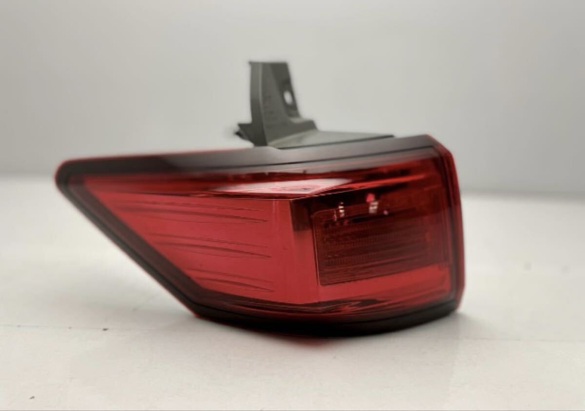 日産 純正 E52 TE52 エルグランド ハイウェイスター テールランプ ライト 左 STANLEY P8503拍卖