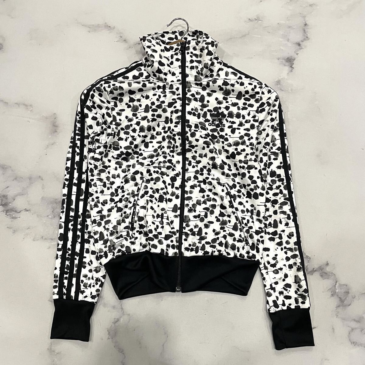 G ○ 人気モデル '都会のカジュアルウェア' adidas アディダス 総柄 ジップアップ ジャケット ブルゾン L レディース アウター ホワイト系拍卖