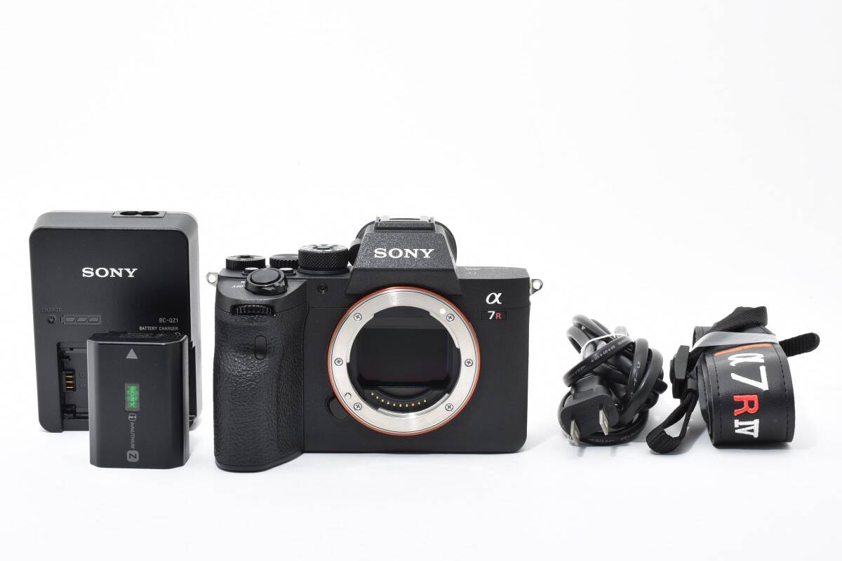 2495ショット!! 新品級 Sony α7R IV バッテリーチャージャーセット拍卖