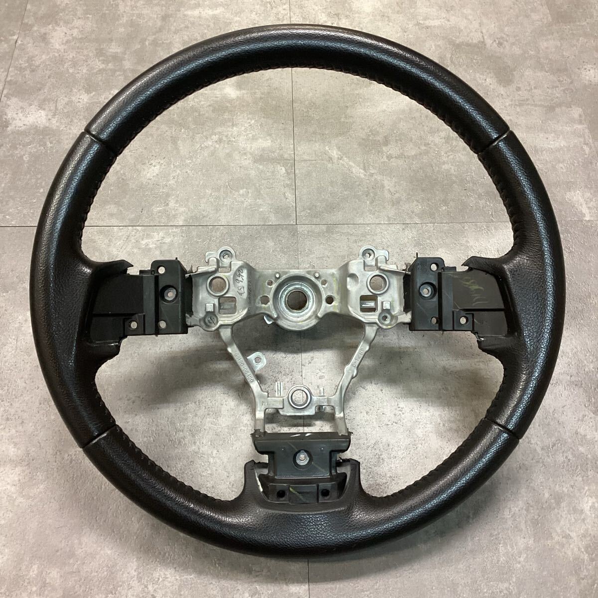 & SUBARU スバル 純正 ハンドル ステアリング GS120-05940 インプレッサ G4 車用品 カー用品 拍卖