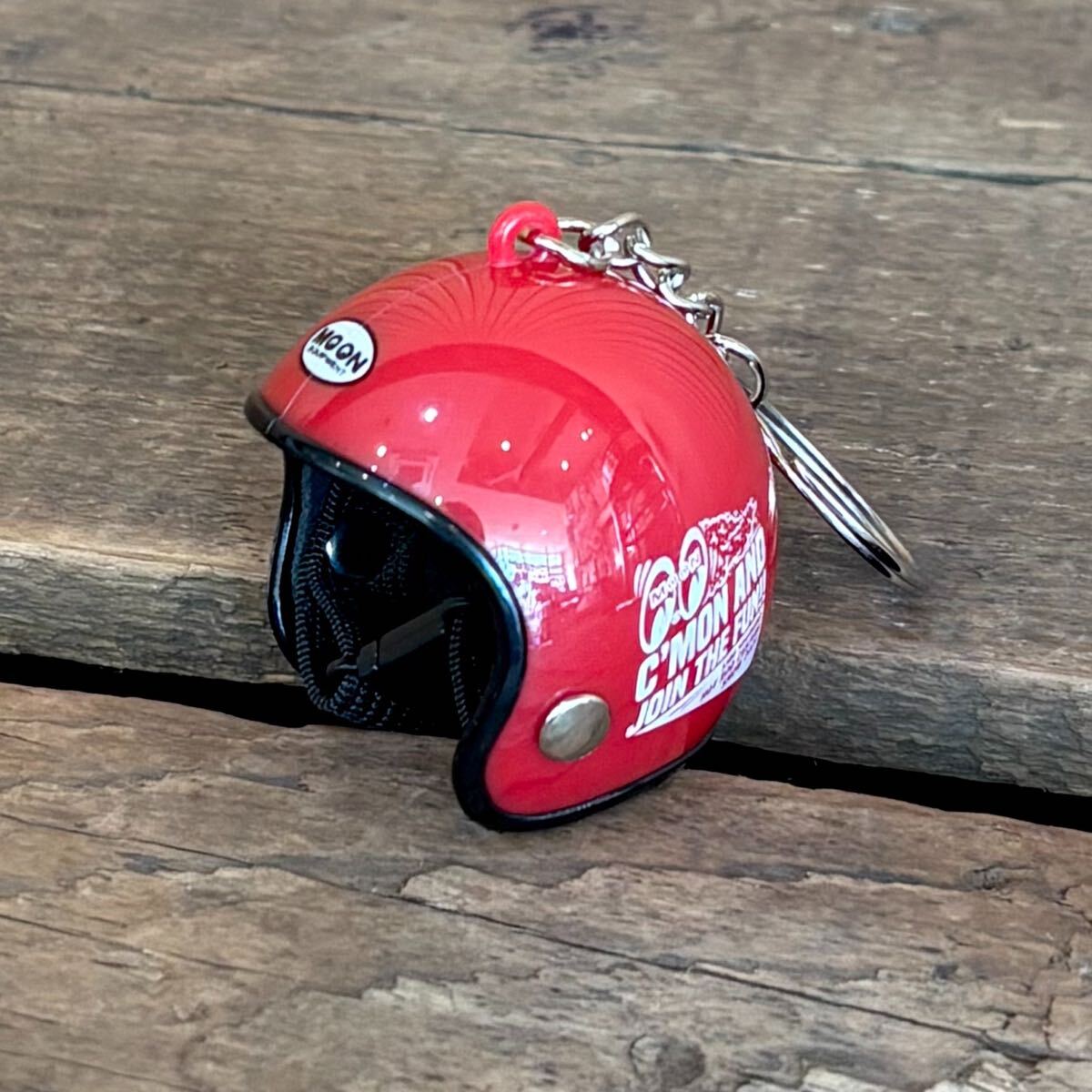 ★匿名配送★MOONEYES ヘルメット キーリング HCS 2025 限定 ムーンアイズ キーホルダー キーチェーン アメ車 旧車 バイク アメリカン雑貨拍卖